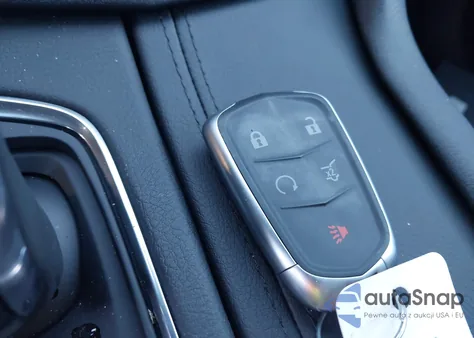 2025 Cadillac Xt6 Awd Premium Luxury z USA, uszkodzony, nr VIN 1GYKPDRS5SZ147083